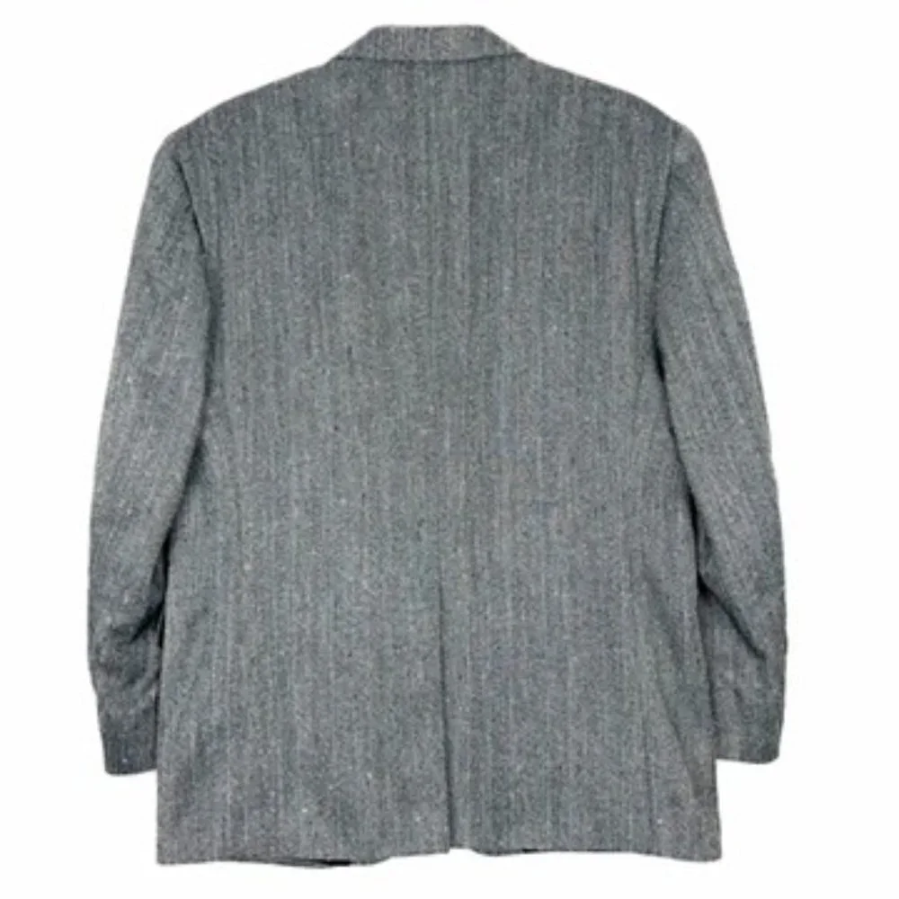Stafford Herringbone Tweed Blazer. Grey. Men's Size 40S